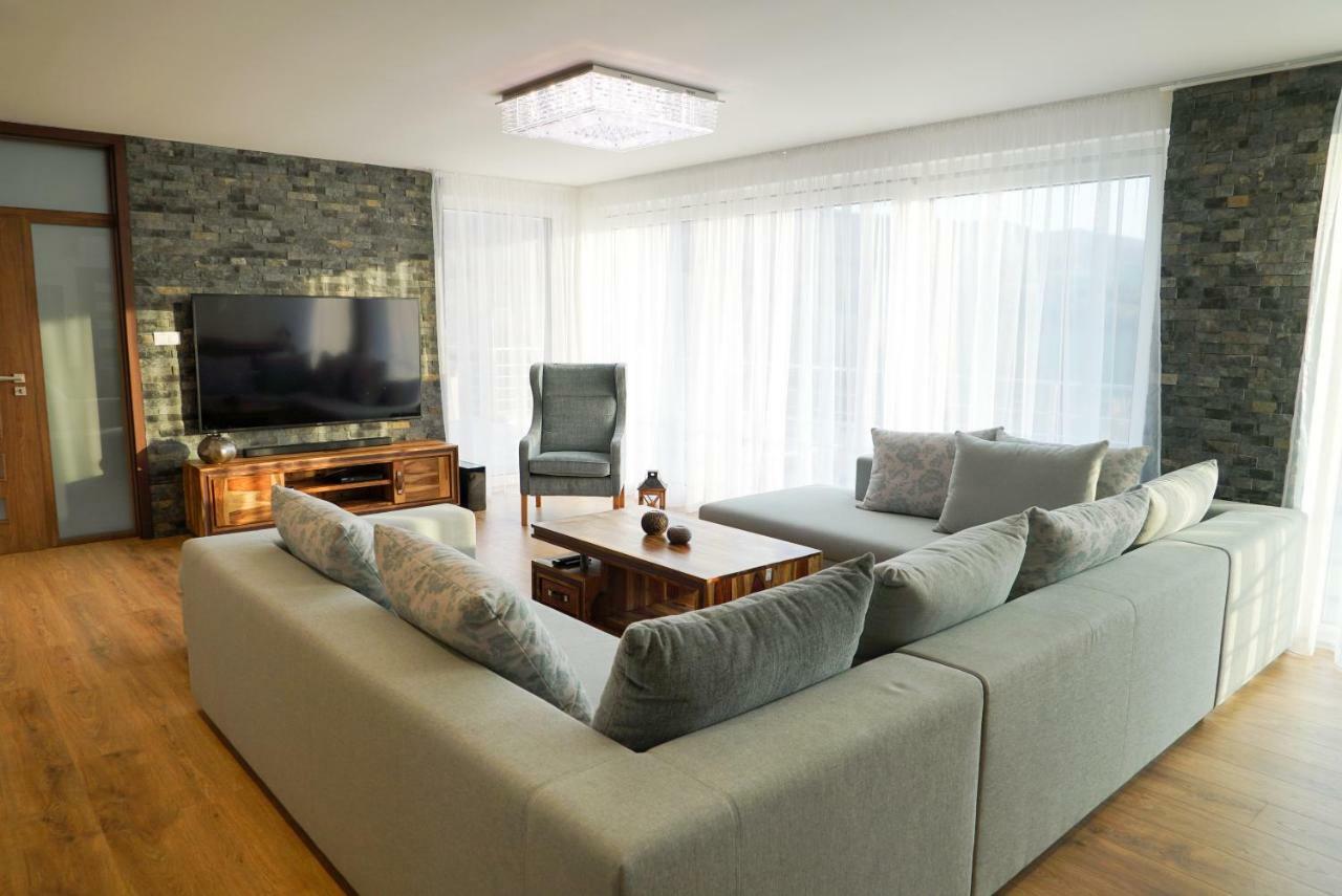 Luxury Villa Moravany nad Váhom Exterior foto