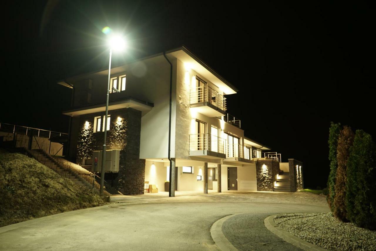 Luxury Villa Moravany nad Váhom Exterior foto